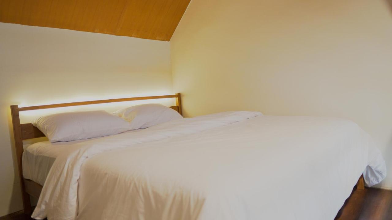 Smedi Coliving Hotel Jogjakarta Buitenkant foto